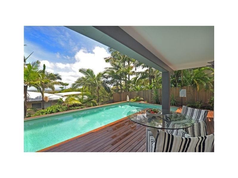 25 Arkana Drive, Noosa Heads QLD 4567