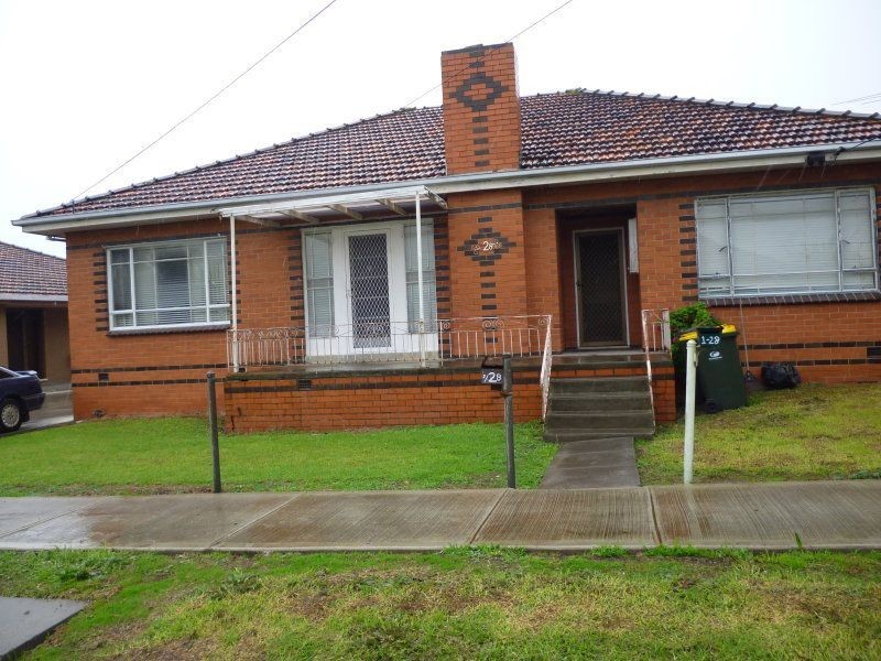 2/28 Lawrence Street, Ardeer VIC 3022