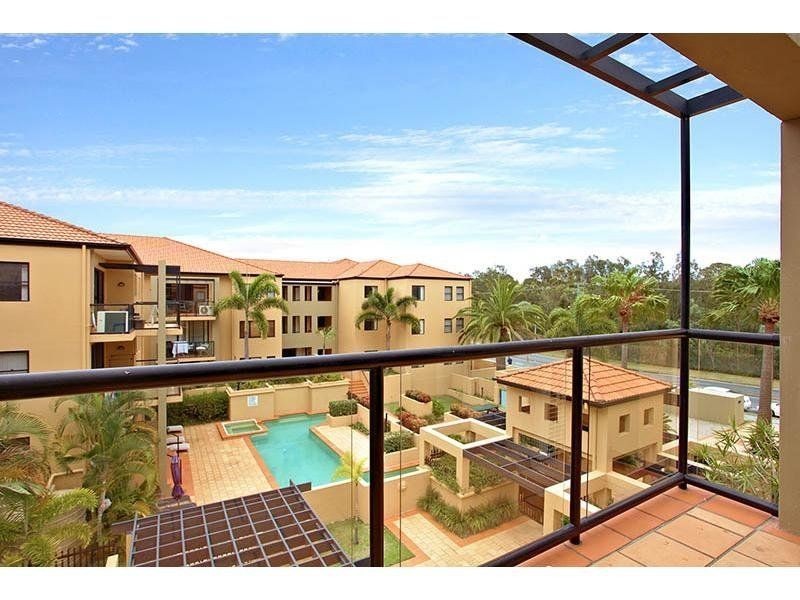 43/24 Slatyer Avenue, Bundall QLD 4217