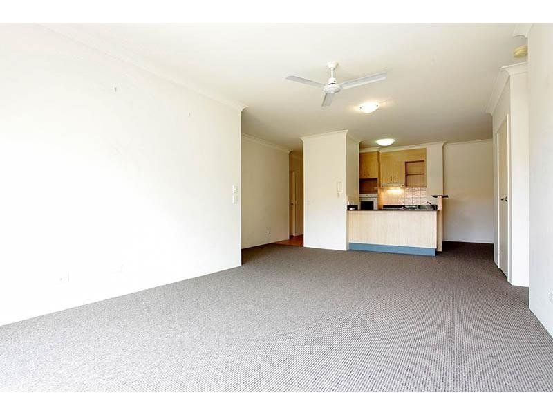 43/24 Slatyer Avenue, Bundall QLD 4217