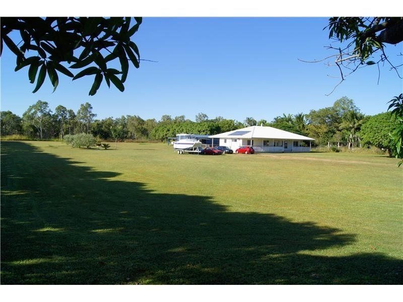 16 Toolakea Beach Road, Bluewater QLD 4818
