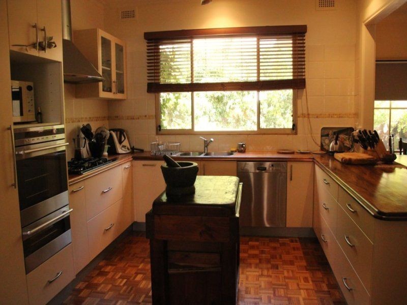 6 Arilpa Court, Ashwood VIC 3147