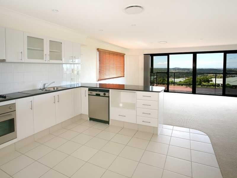 34/2 Ridgeline Way, Highland Park QLD 4211