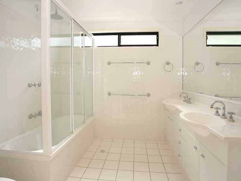 34/2 Ridgeline Way, Highland Park QLD 4211
