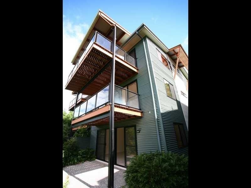 34/2 Ridgeline Way, Highland Park QLD 4211