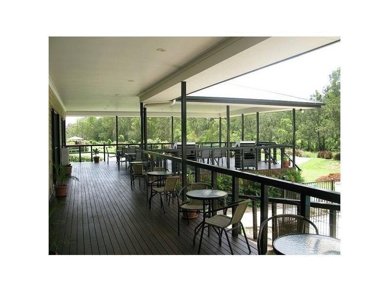 45 Sealy Street, Silkstone QLD 4304