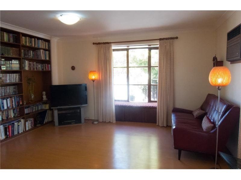 9 Hall Avenue, Maylands WA 6051