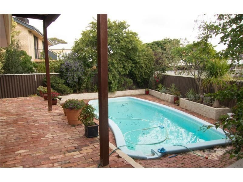 9 Hall Avenue, Maylands WA 6051