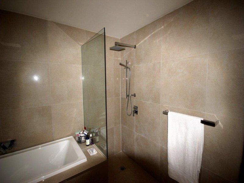 33 Columbus Drive, Hollywell QLD 4216