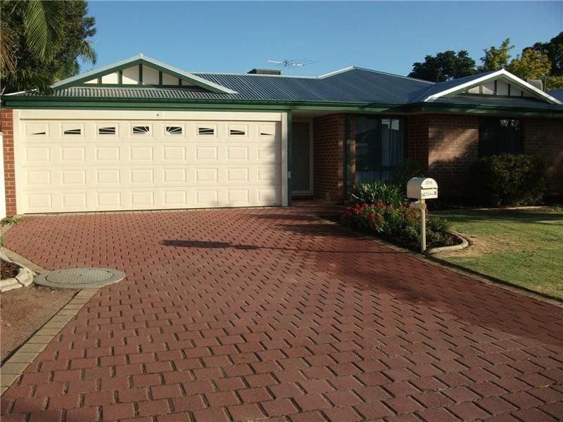 8 Blaxland Elbow, Seville Grove WA 6112