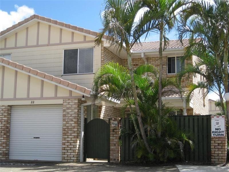 22/9-15 Harrier Drive, Burleigh Waters QLD 4220