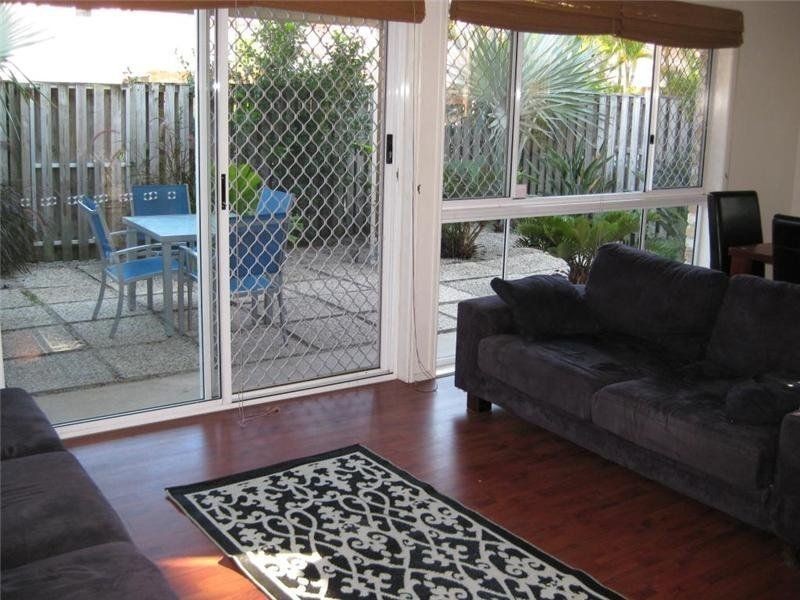 22/9-15 Harrier Drive, Burleigh Waters QLD 4220