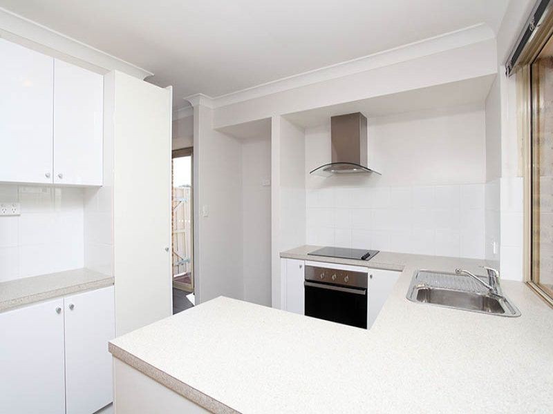 4 Explorer Drive, Thornlie WA 6108