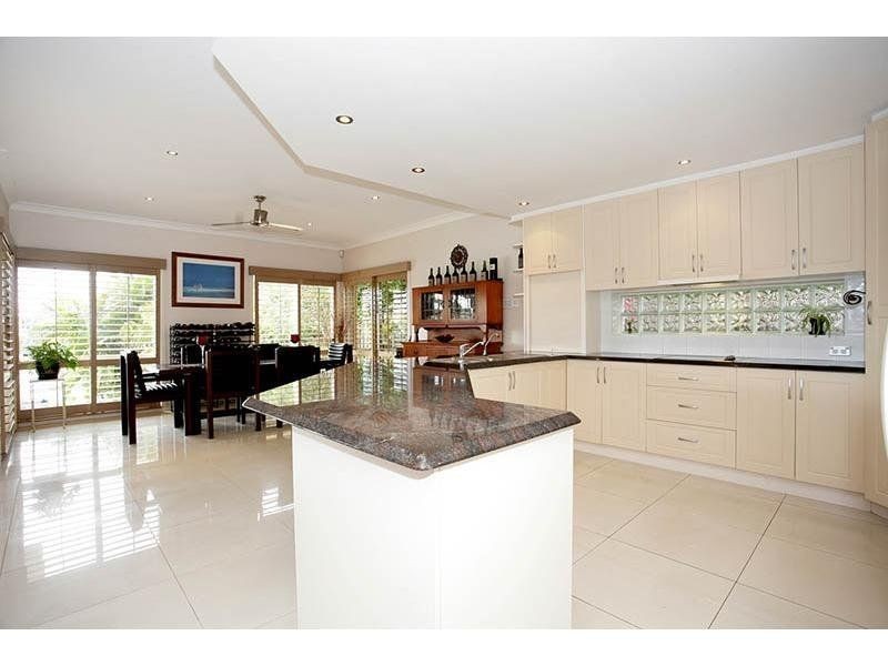 20 Compass Court, Raby Bay QLD 4163