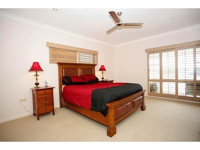 20 Compass Court, Raby Bay QLD 4163