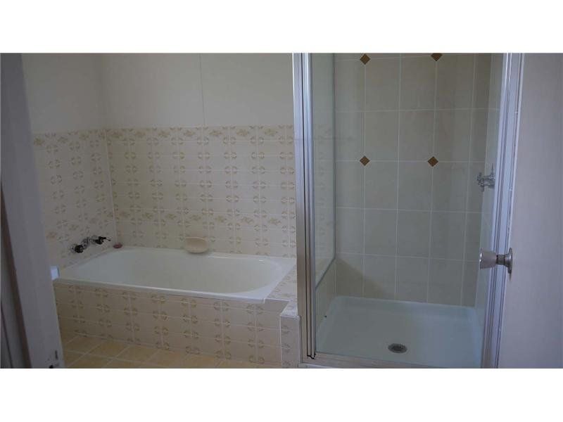 23 Eleventh Avenue, Theodore QLD 4719