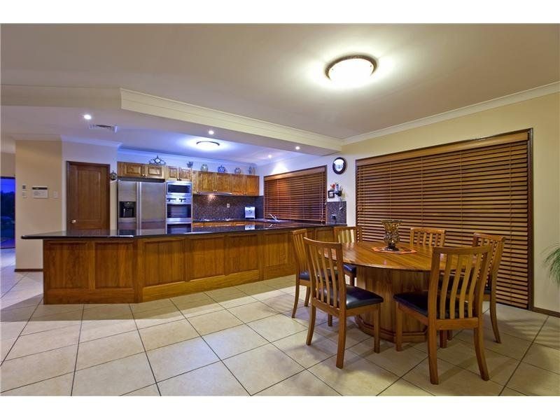 76 Wildsoet Street, Burbank QLD 4156