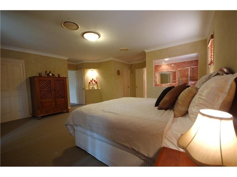 76 Wildsoet Street, Burbank QLD 4156