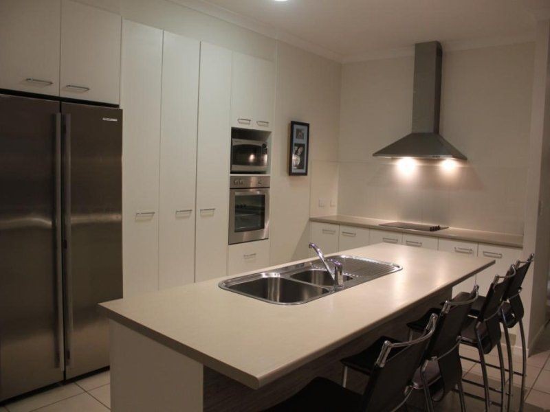 6 Mangrove Street, Beerwah QLD 4519