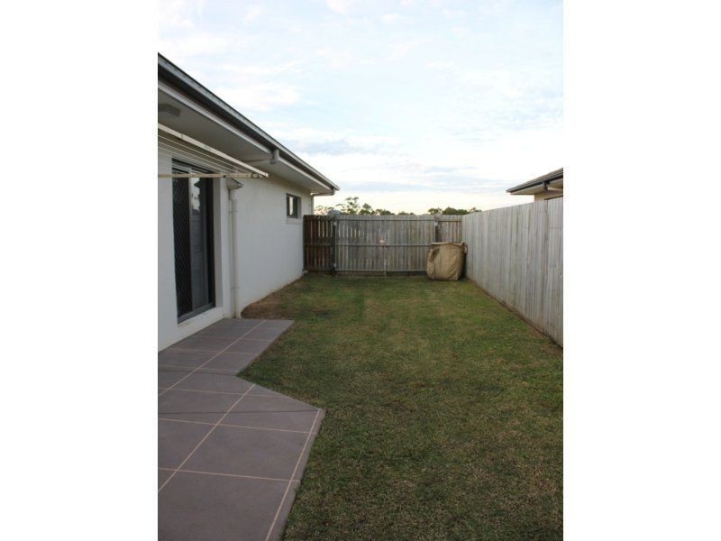 6 Mangrove Street, Beerwah QLD 4519