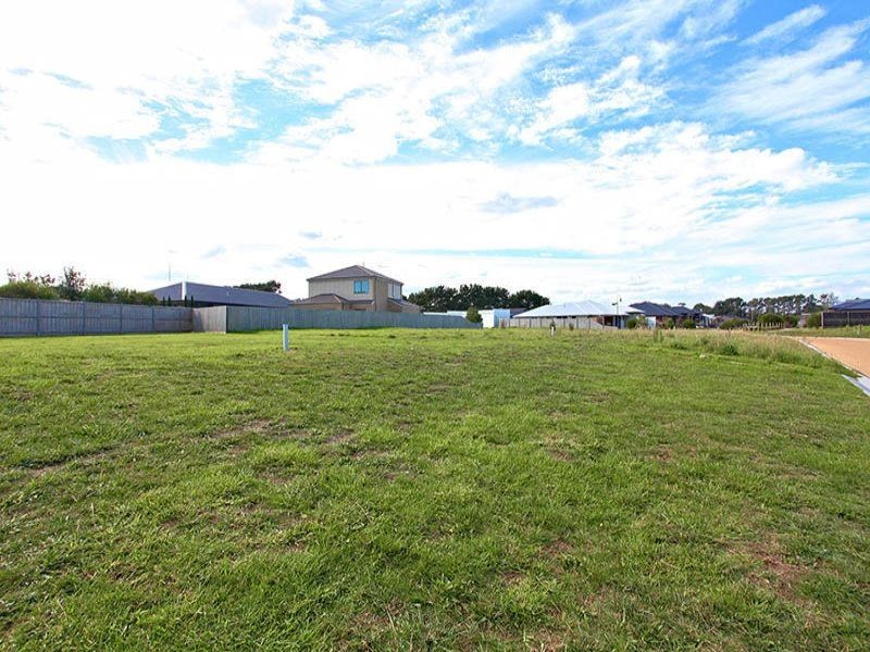 54 Acacia Court, Inverloch VIC 3996