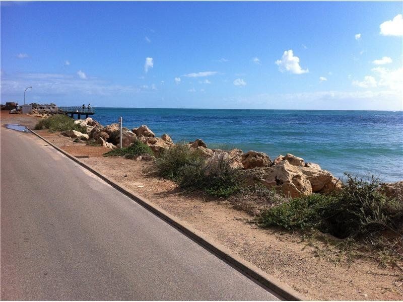 6 Cuff Way, Port Denison WA 6525