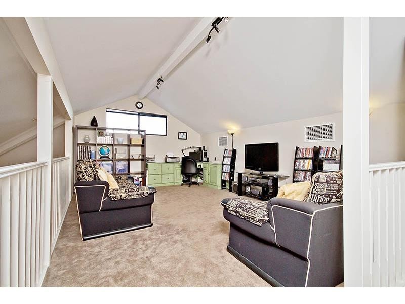 11 Cathedral Link, Aubin Grove WA 6164