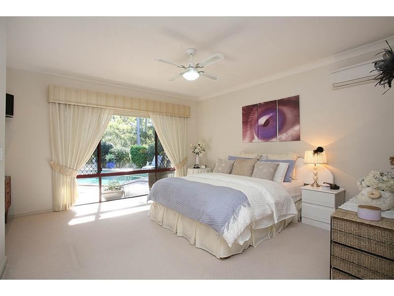 11 Straite Drive, Robina QLD 4226