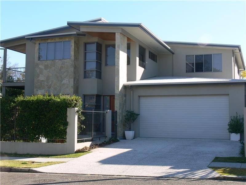 81 Lindsay Street, Hawthorne QLD 4171