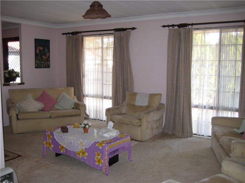 17 Chancery Lane, Alexander Heights WA 6064