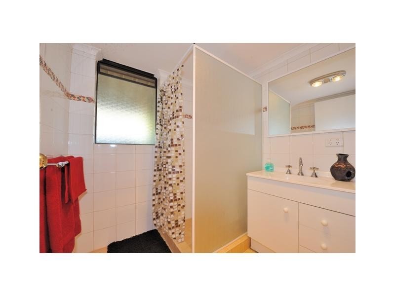 1 Varley Crescent, Cooloongup WA 6168