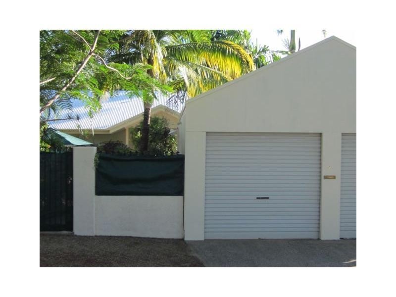 12 Saddle Mountain Road, Smithfield QLD 4878