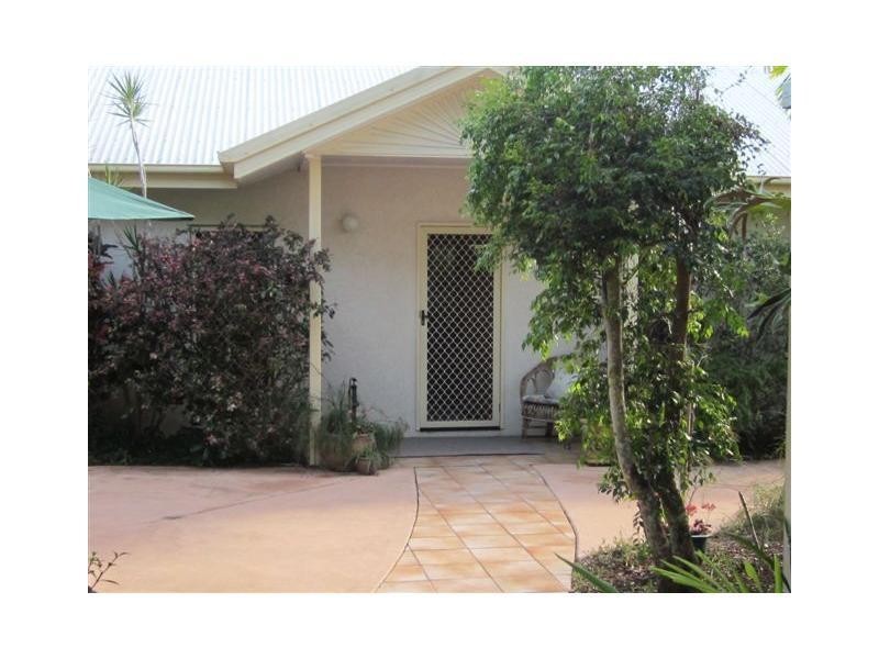 12 Saddle Mountain Road, Smithfield QLD 4878