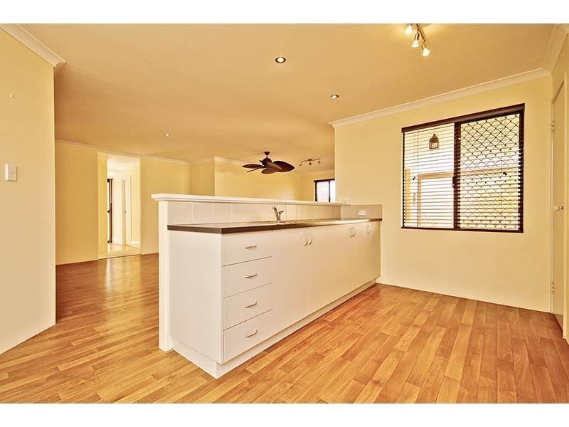 21 Irene McCormack Way, Queens Park WA 6107