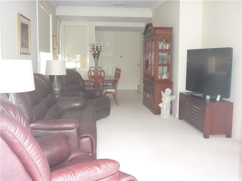 15 Jacqui Circuit, Baulkham Hills NSW 2153