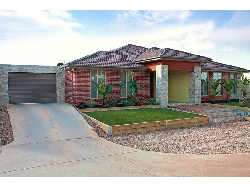 13 Conn Court, Bacchus Marsh VIC 3340