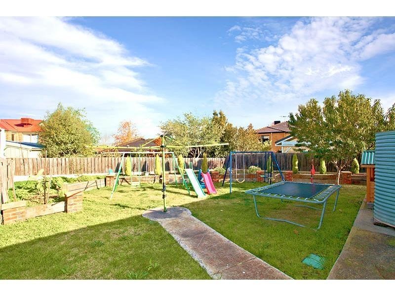 49 Golden Way, Hillside VIC 3037