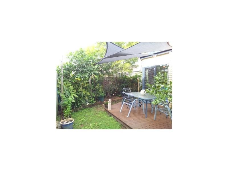 18 Griffin Crescent, Caloundra West QLD 4551