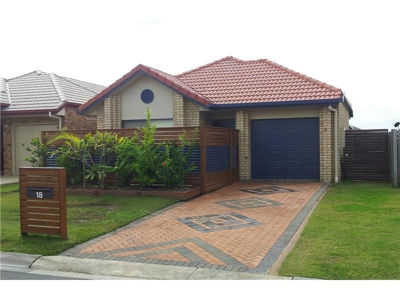 18 Griffin Crescent, Caloundra West QLD 4551