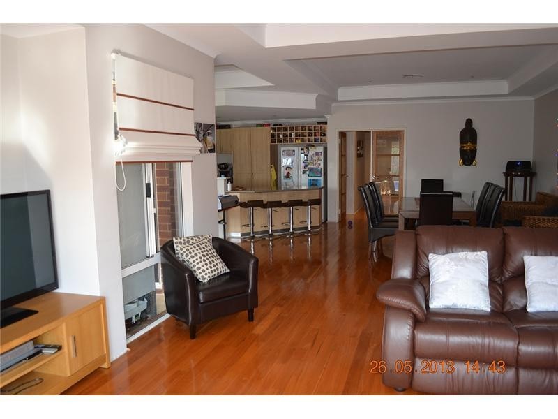 7 Drosera Turn, Halls Head WA 6210