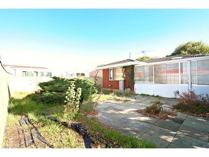 6 Kensington Avenue, Dianella WA 6059