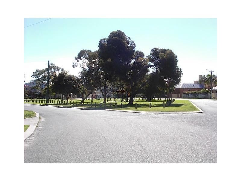 15,354 mill point, South Perth WA 6151