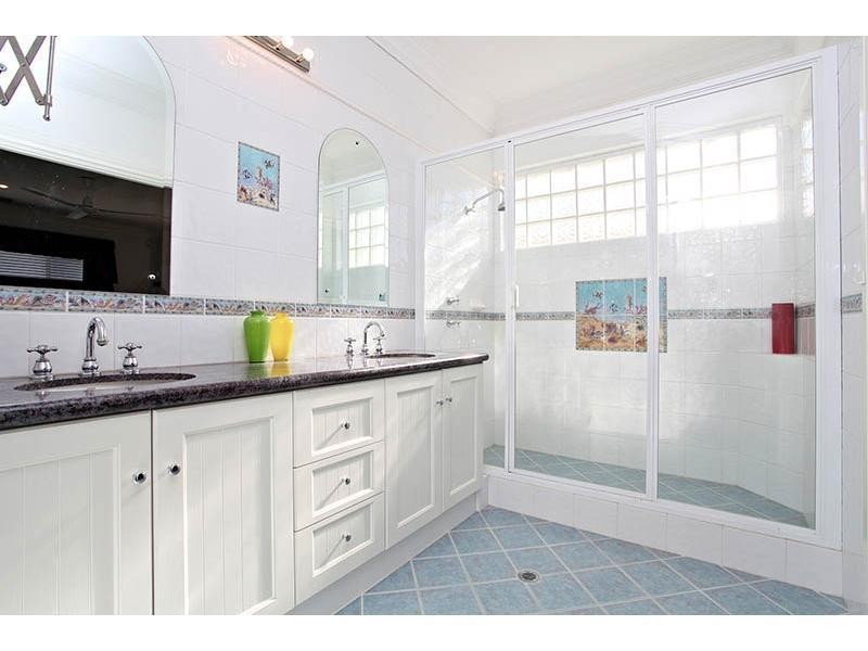 14 Ronsard Drive, San Remo WA 6210