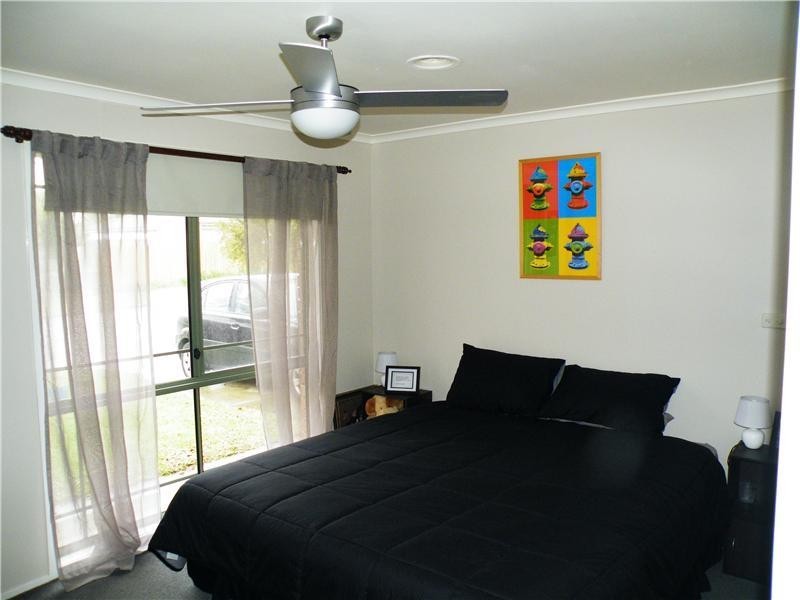 24 Fairhaven Road, Carrum Downs VIC 3201