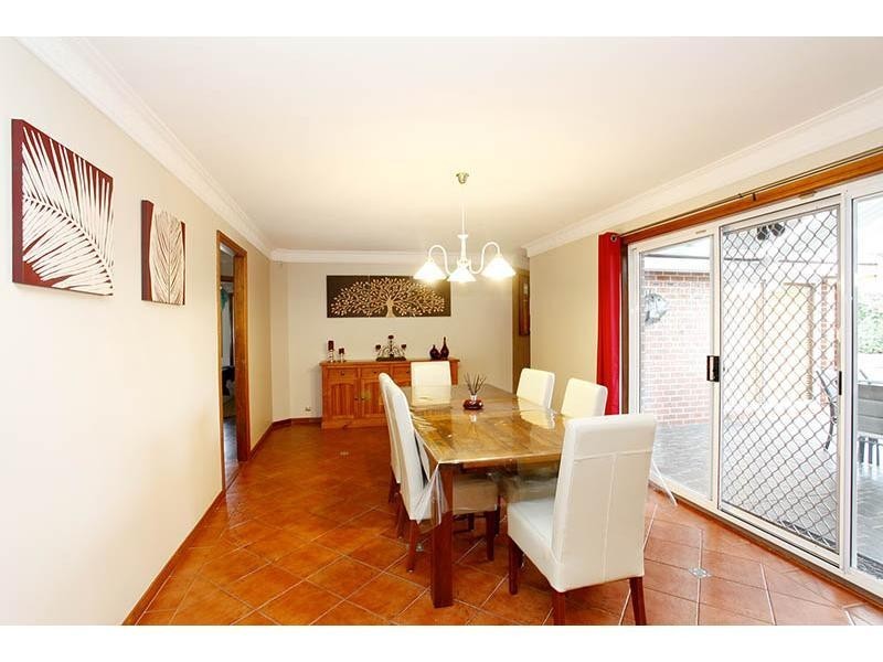 16 Barrett Place, Cranebrook NSW 2749