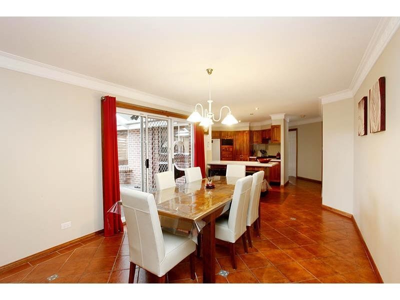 16 Barrett Place, Cranebrook NSW 2749