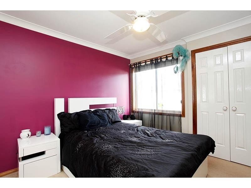 16 Barrett Place, Cranebrook NSW 2749