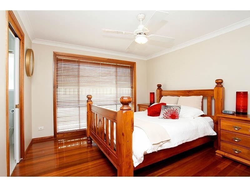 16 Barrett Place, Cranebrook NSW 2749