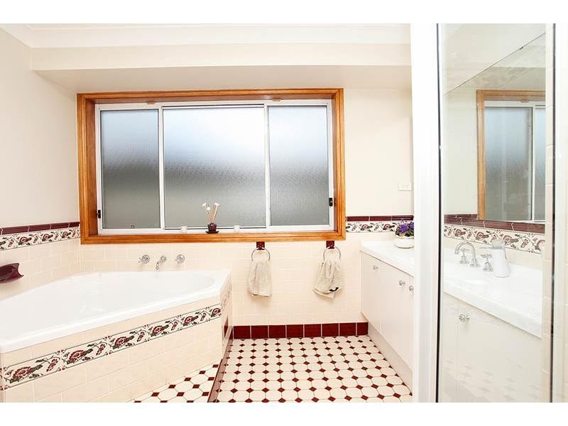 16 Barrett Place, Cranebrook NSW 2749