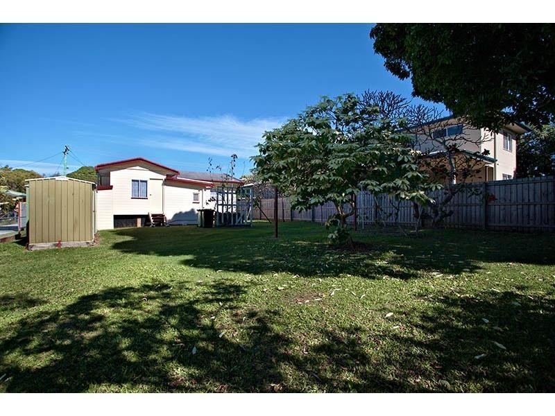 6 Welch Street, Clontarf QLD 4019